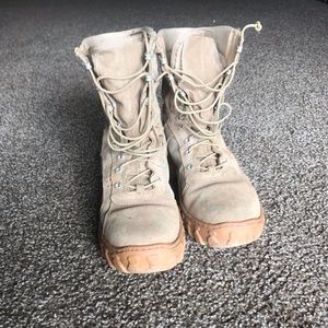 Rocky S2V combat boots (tan)